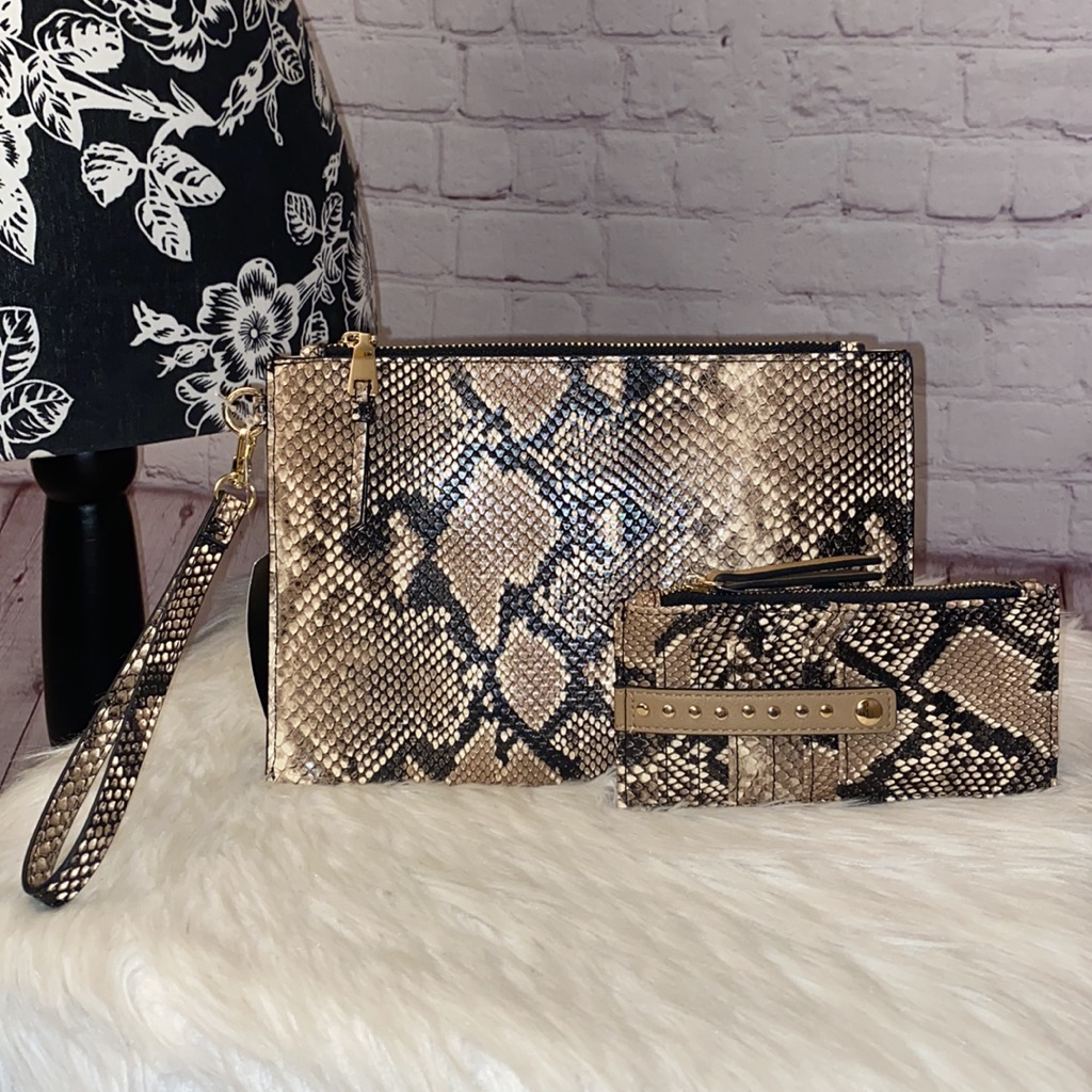 I.N.C Molyy Wristlet/Hazell Card Case Faux Snake Skin 2pc Set